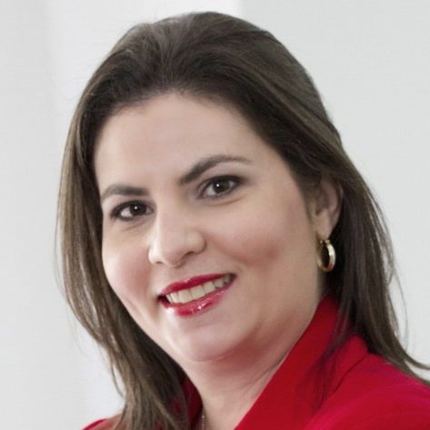 Sra. Claudia Alvarez